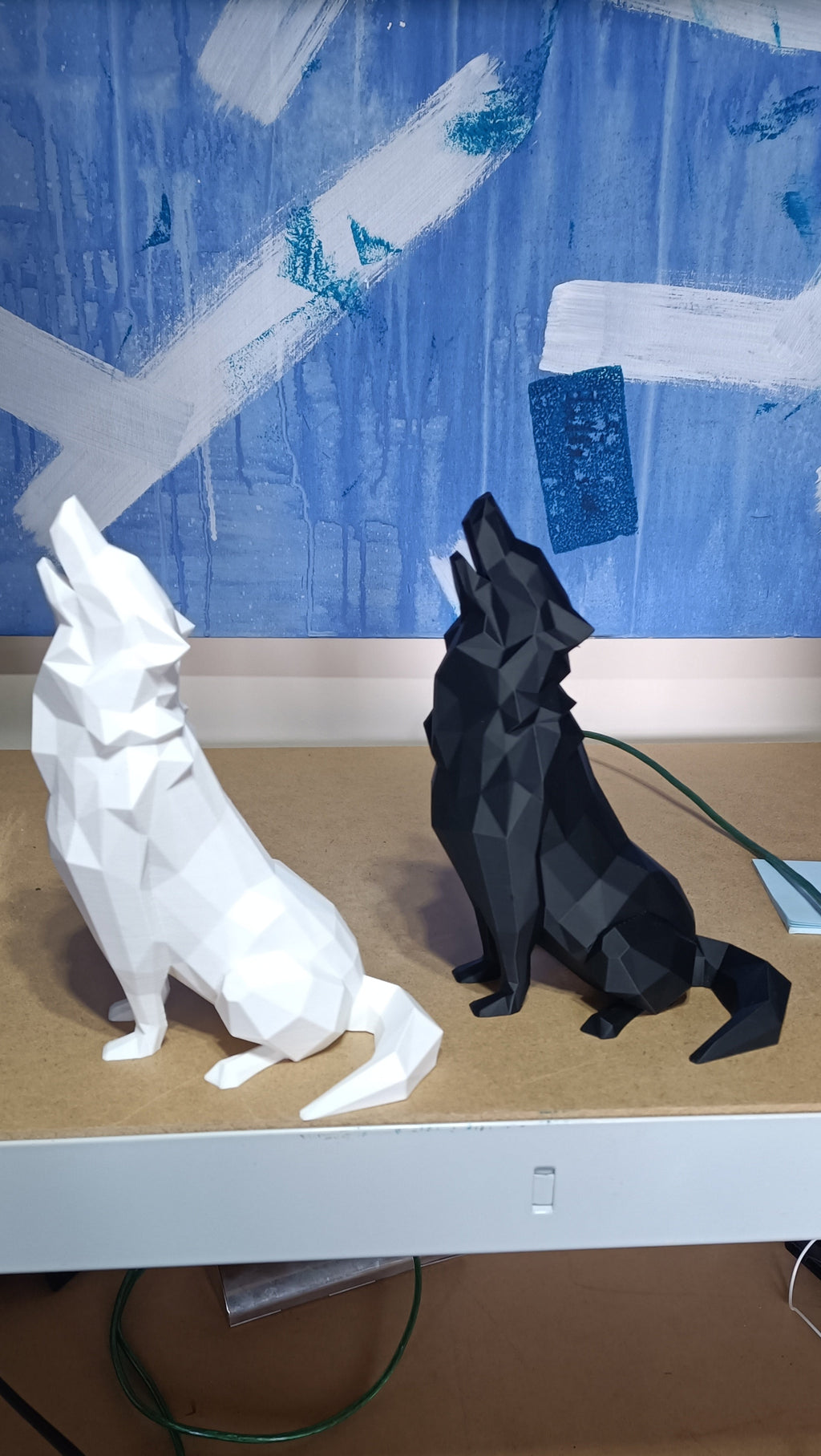 Low-Poly Howling Wolf Statues