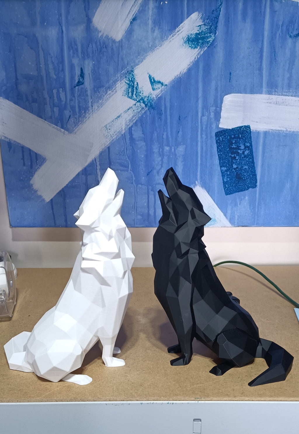 Low-Poly Howling Wolf Statues