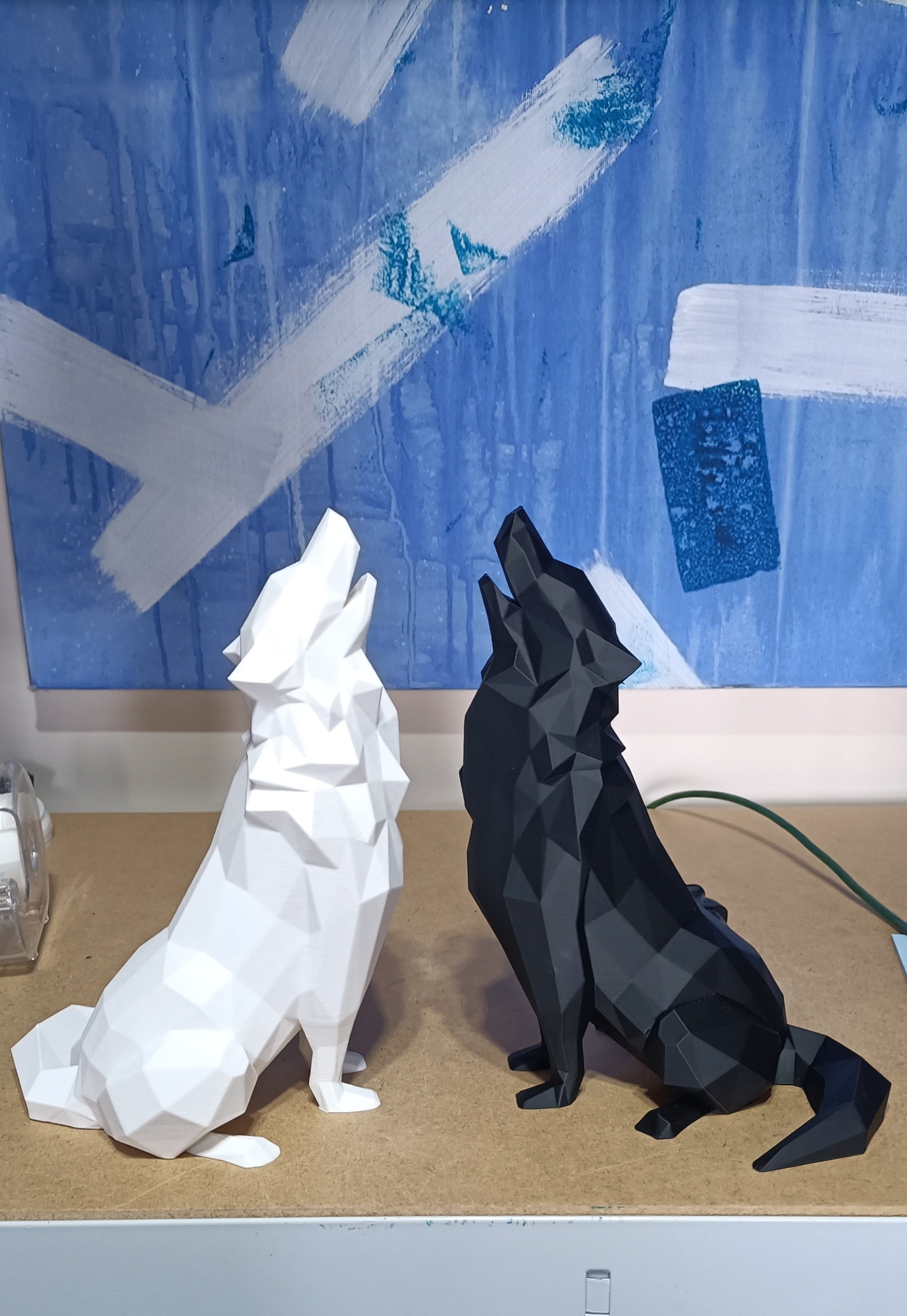 Low-Poly Howling Wolf Statues