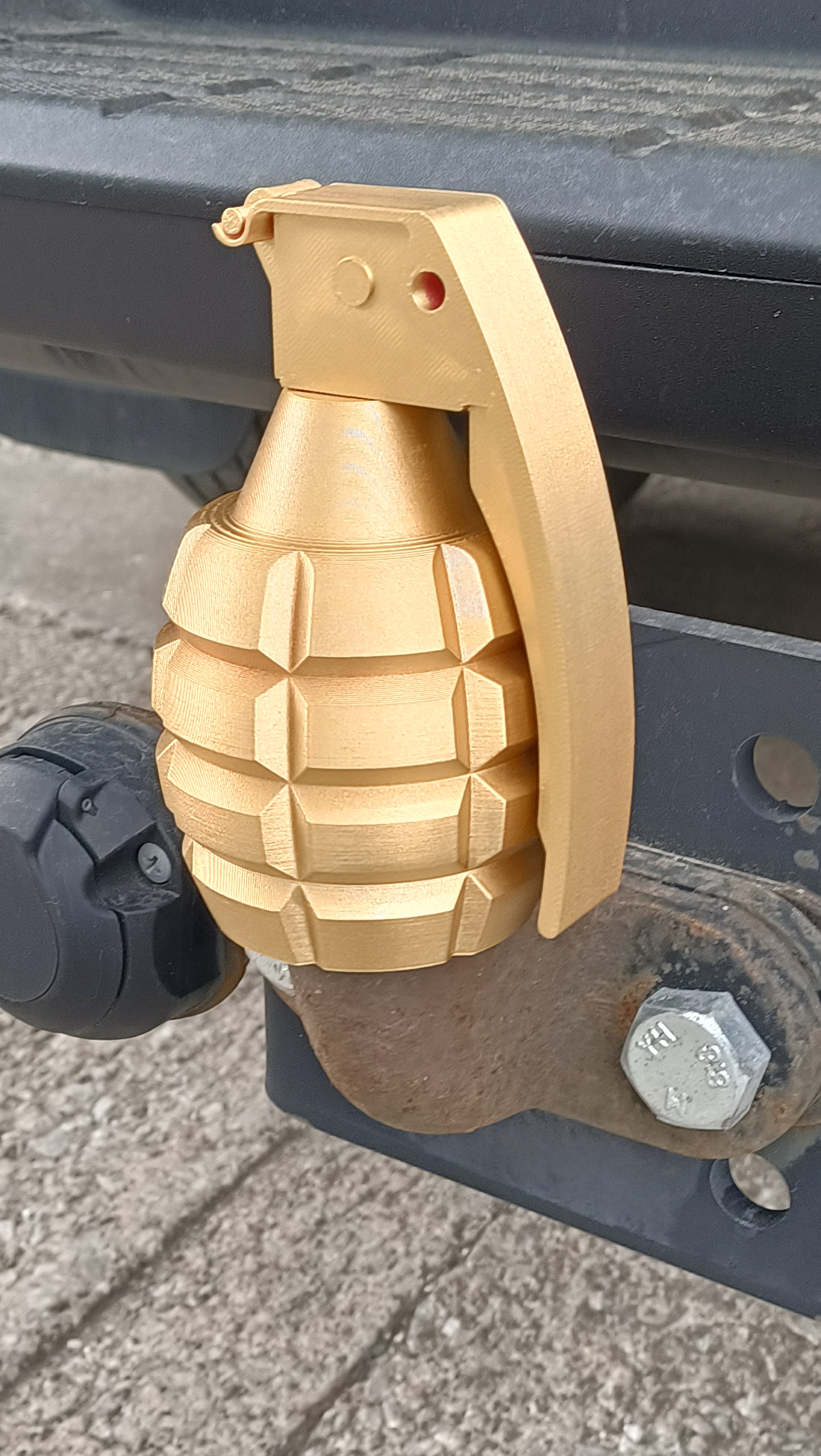 Tow Ball Hitch Protector - Grenade